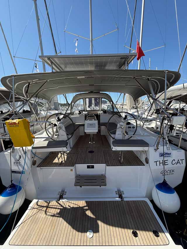 Bavaria C38 “The Cat”